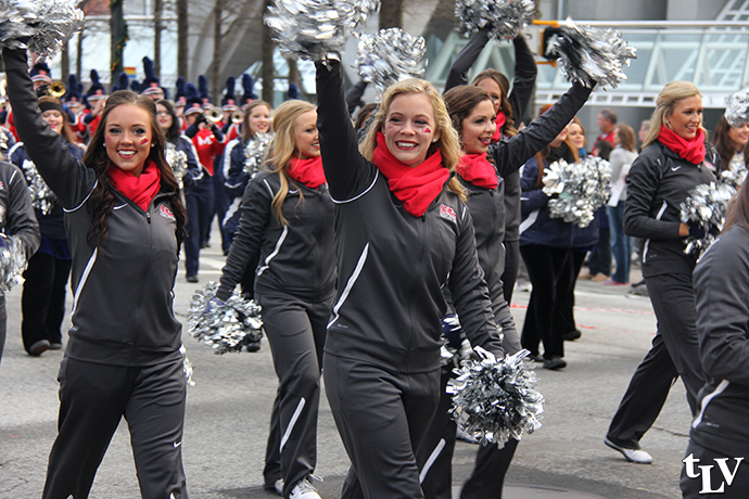 cheerleaders parade