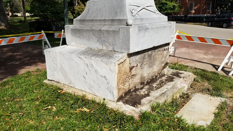 Damage to the Confederate Statue at Ole Miss, hit by a truck on Septgember 16, 2017. Photograph by Newt Rayburn - The Local Voice.