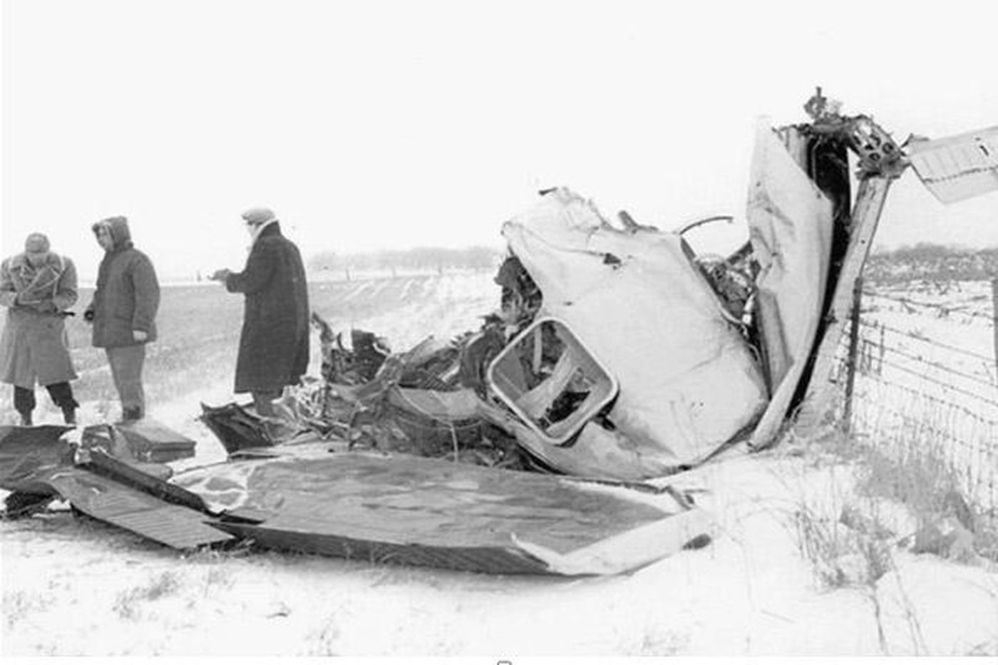 The Buddy Holly plane crash site. 5 miles north of Clear Lake, Iowa, February 3, 1959. (Elwin Musser/LEE NEWS SERVICE, The Globe Gazette)