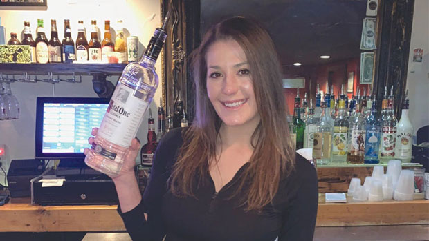 2019-05-06-BiancaBush-Bartender-