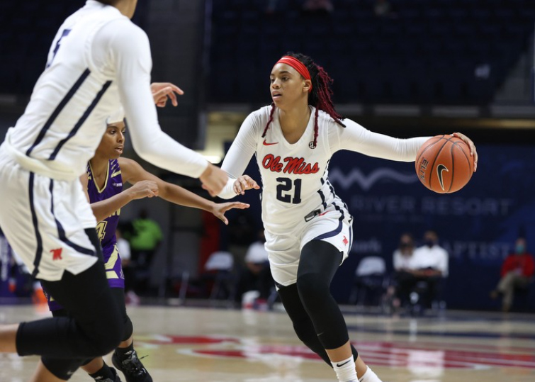 OleMissLadyRebels-2