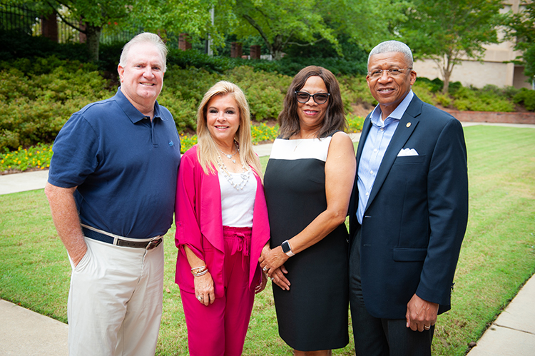 Steering-Committee-750