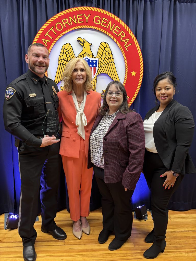 Chief Jeff McCutchen, AG Lynn Fitch, Valerie Boothe, Christia Rogers